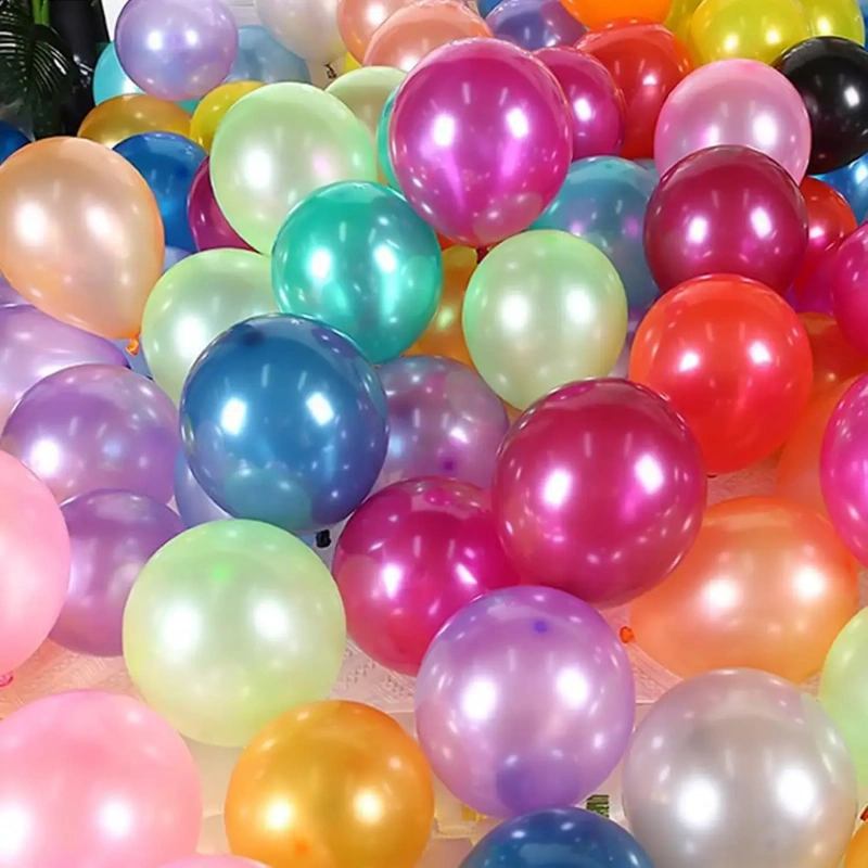 Cómo comprobar la consistencia del acabado del globo de látex perlado al llegar